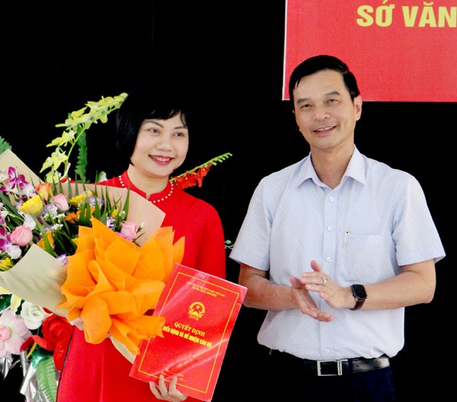 Kiện toàn nhân sự 10 địa phương ảnh 12