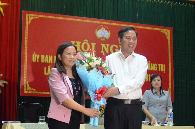 Kiện toàn nhân sự 10 địa phương ảnh 7