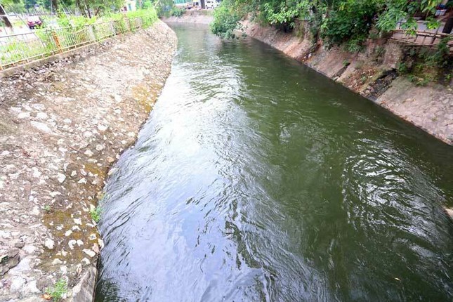 Hà Nội mở cửa xả Hồ Tây dẫn nước vào sông Tô Lịch ảnh 2