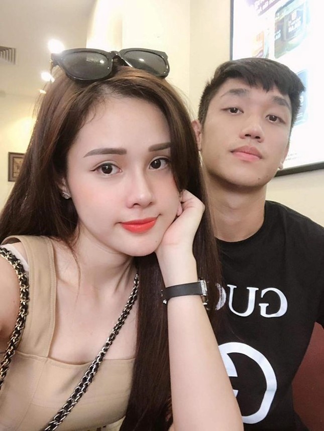 Showbiz 30/1: Vì sao bạn gái Trọng Đại lo sợ bị lộ clip nhạy cảm cách đây 2 năm? ảnh 1