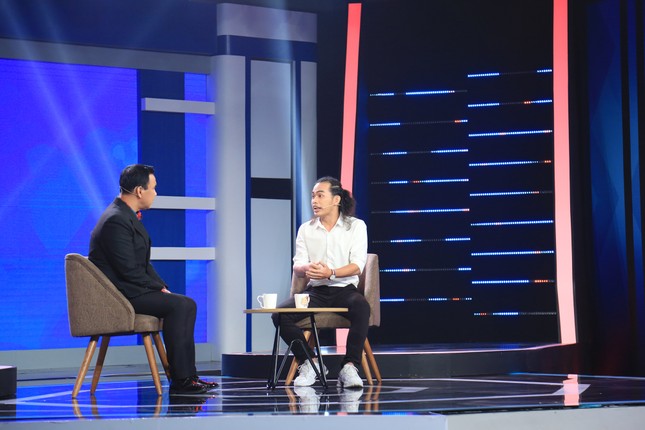 Quyền Linh: Lê Hoàng là người không bao giờ dám đối diện với cảm xúc của mình ảnh 3