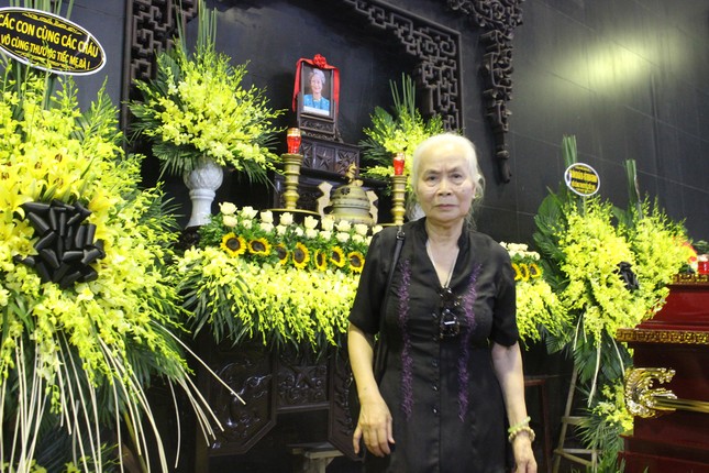Gia đình, đồng nghiệp tiễn biệt NSƯT Hoàng Yến ảnh 16