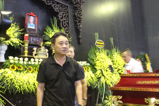 Gia đình, đồng nghiệp tiễn biệt NSƯT Hoàng Yến ảnh 20