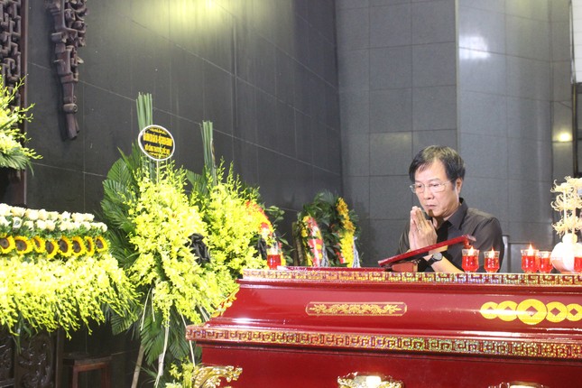 Gia đình, đồng nghiệp tiễn biệt NSƯT Hoàng Yến ảnh 21