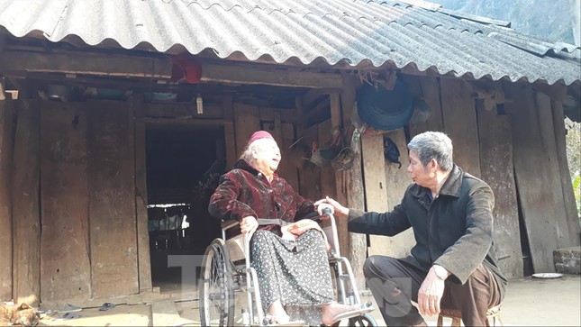 Từ bản xuống phố: Những nốt lặng ảnh 3