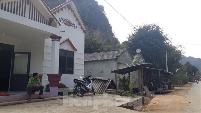 Từ bản xuống phố: Những nốt lặng ảnh 1