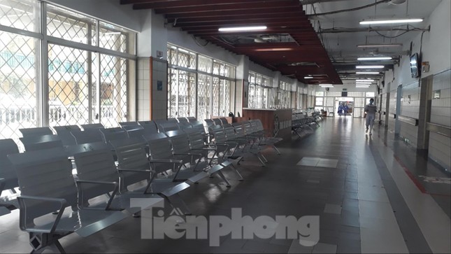 Bệnh viện Bạch Mai thành ổ dịch: Bộ Y tế hỗ trợ khẩn cấp ảnh 2