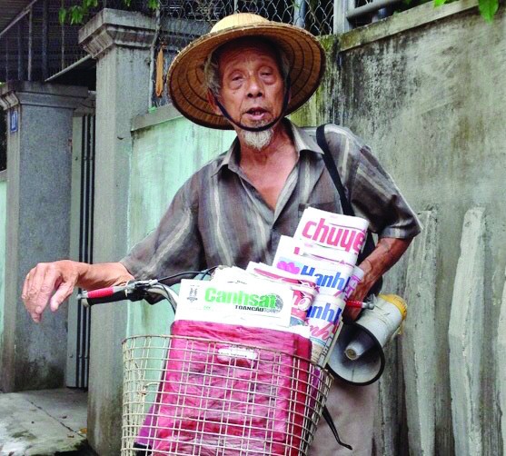 Người bán báo dạo cuối cùng ảnh 1