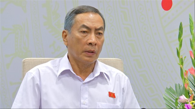 Xe biển xanh đón Phó bí thư: Đại biểu Quốc hội lên tiếng ảnh 1