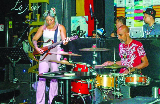 Jazz, rock và những sắc màu du lịch ảnh 1