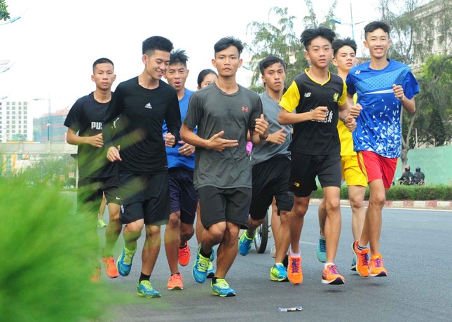 Việt dã Tiền Phong trẻ hóa quyết liệt ở tuổi 60 ảnh 1