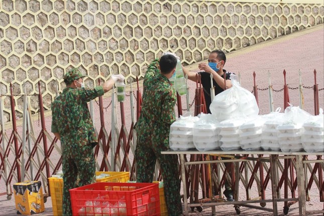 Khi nào nên thu phí cách ly người nghi nhiễm Covid -19? ảnh 2