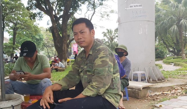 'Chợ người' ký sự: Bán hiện tại, mua tương lai ảnh 3