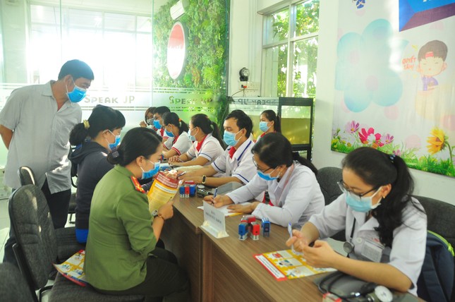 Hưởng ứng Chủ nhật Đỏ hiến máu cứu người tại Cần Thơ ảnh 2