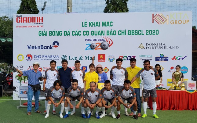 Báo Tiền Phong khởi đầu thắng lợi tại vòng loại Press Cup 2020 phía Bắc ảnh 8