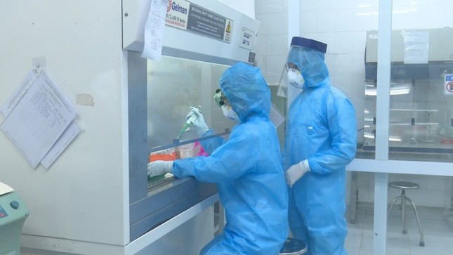 Sở Y tế Thái Nguyên: 'Không mua máy mới, chỉ cái tiến máy cũ để xét nghiệm SARS-CoV-2' ảnh 1
