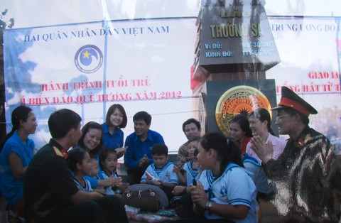 Biển đảo quê hương 'hội tụ' về Hà Nội ảnh 7