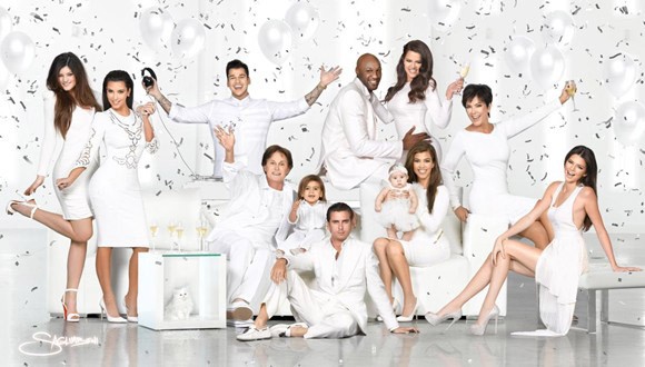 Những bộ ảnh các năm về trước của nhà Kardashian cũng rất ấn tượng