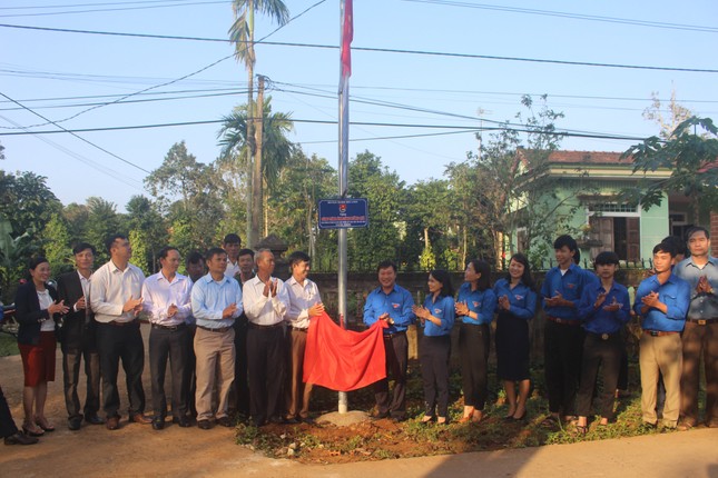 Khánh thành công trình thanh niên 'Ánh sáng đường quê' ảnh 10