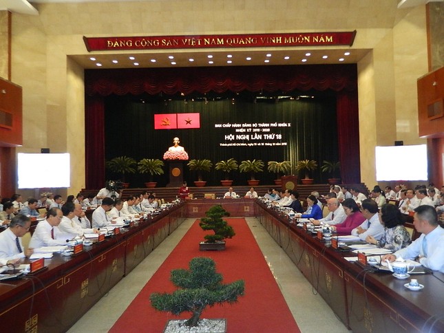 Chủ tịch TPHCM: Xây nhà hát ở Thủ Thiêm vì... 'treo' quá lâu ảnh 1