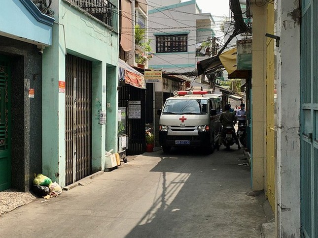 TPHCM có 2 trường hợp nghi nhiễm Covid-19 rất cao ảnh 2
