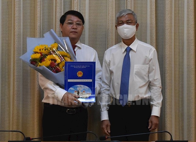 Sau vụ ĐBQH có quốc tịch Síp, TPHCM ‘nhắc’ lãnh đạo DN nhà nước tuân thủ pháp luật ảnh 2