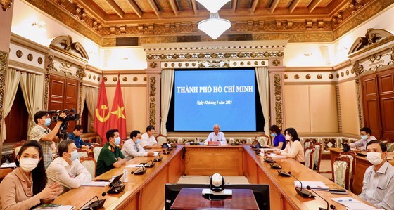 Mỗi ngày, TPHCM thu về ngân sách 2.900 tỷ đồng ảnh 3
