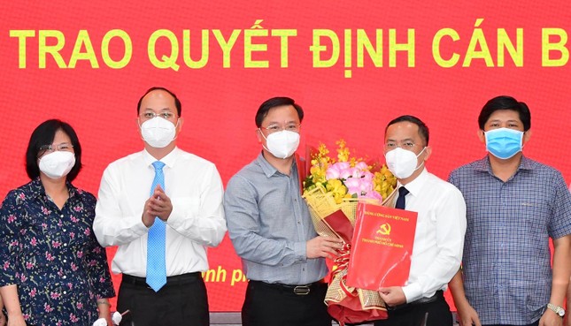 Ông Trương Vĩnh Tùng giữ chức Phó Chánh Văn phòng Thành uỷ TPHCM ảnh 1