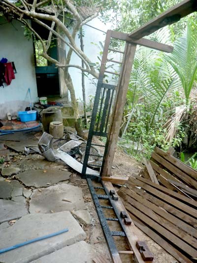 Chập điện gây cháy, một cụ bà suýt chết ảnh 2