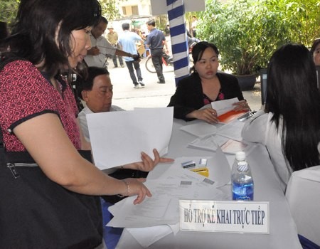 Năm nghệ sĩ bị truy thu thuế hơn 2 tỷ đồng ảnh 1
