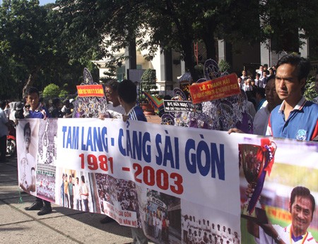 Nước mắt tiễn đưa huyền thoại Tam Lang ảnh 3