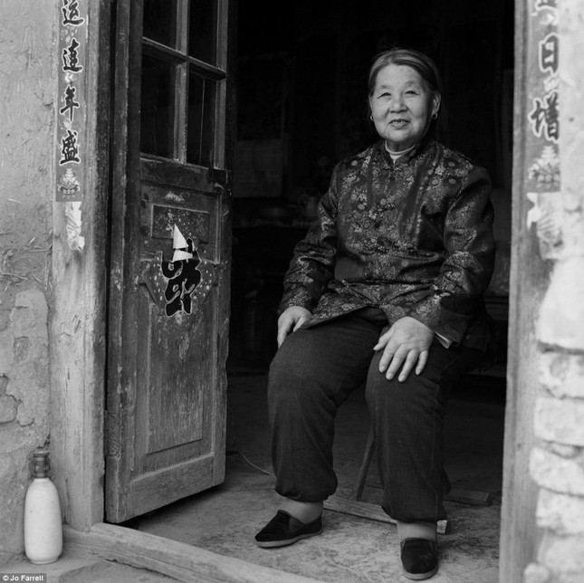 Những nhân chứng sống cuối cùng của tục bó chân ảnh 6