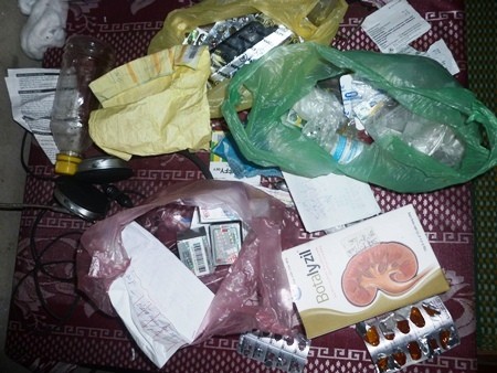 Mắc bệnh lạ, chàng sinh viên quanh năm chỉ... húp cháo ảnh 3