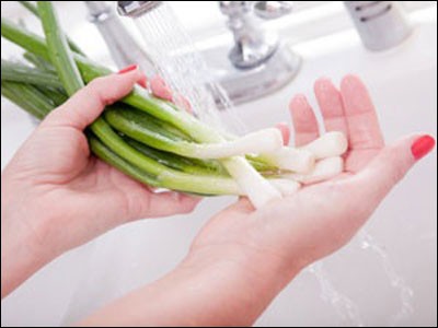 Mẹo rửa mọi loại rau sạch và đúng cách ảnh 2