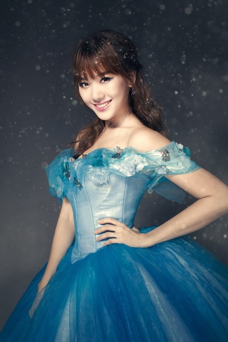 Hari Won hóa thành Cinderella bên 'Hoàng tử' Harry Lu ảnh 1