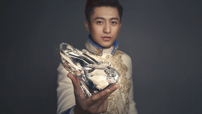 Hari Won hóa thành Cinderella bên 'Hoàng tử' Harry Lu ảnh 9