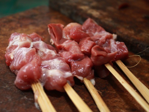 Những thành phần trong salad khiến bạn mãi không giảm cân ảnh 1