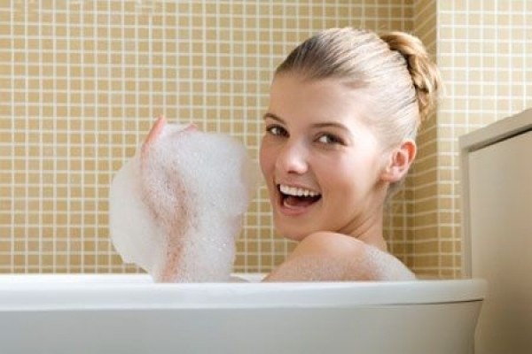 Những nguyên tắc tối kỵ khi tắm vào mùa lạnh ảnh 1