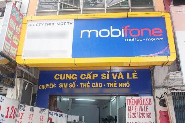 Biển hiệu MobiFone cũng giống hàng… bún đậu trên phố kiểu mẫu của Thủ đô ảnh 3