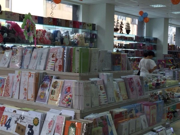 Starbooks - không gian sách giữa lòng Hà Nội ảnh 8