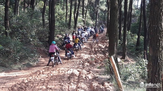 Nghề ‘bán xe ăn dần” dưới chân núi Chùa Hương Tích ảnh 3