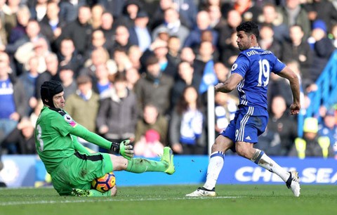Chelsea đồng ý nâng lương khủng cho 'sát thủ' Diego Costa ảnh 1