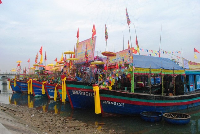 Khai mạc lễ hội ở ngôi đền linh thiêng nhất xứ Nghệ ảnh 5