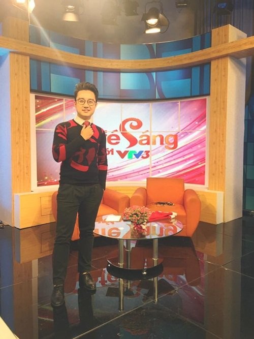 MC Sơn Lâm: 'Cà phê sáng là chương trình áp lực nhất' ảnh 1
