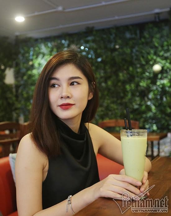 Chuyện ít biết về hot girl mệnh danh 'thần hộ mệnh' của MU ảnh 5