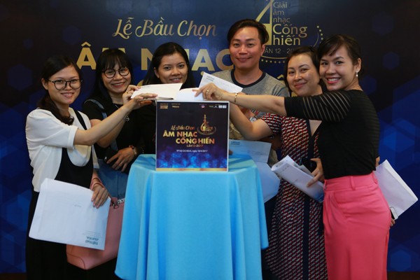 Dương Khắc Linh đạo diễn lễ trao giải Cống hiến ảnh 1
