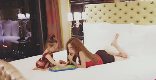 Ngôi nhà sang chảnh của 2 bà mẹ đơn thân quyến rũ nhất Vbiz ảnh 19