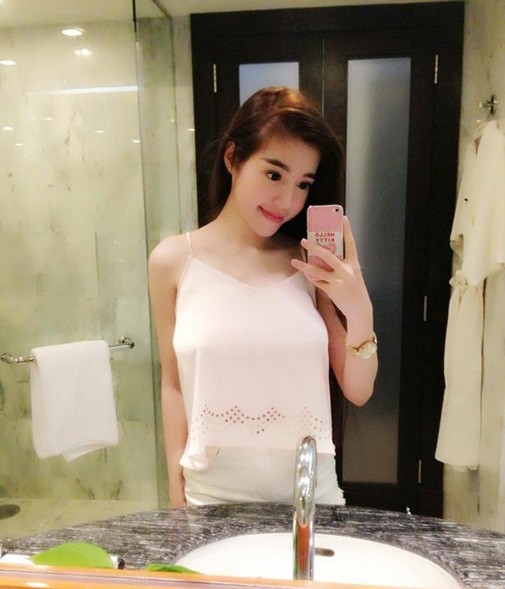 Ngôi nhà sang chảnh của 2 bà mẹ đơn thân quyến rũ nhất Vbiz ảnh 23