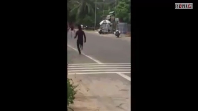 Cảnh sát nổ súng ngăn nhóm giang hồ 'làm loạn' ở Mũi Né ảnh 2