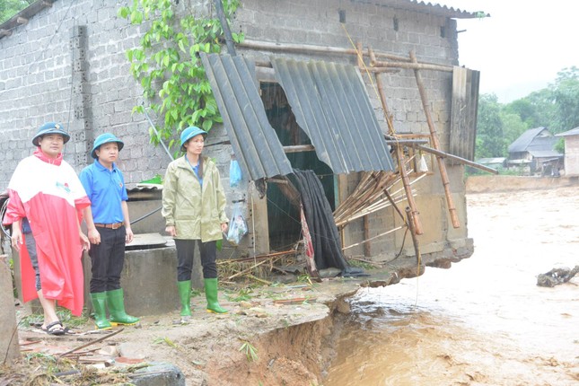 Tang thương bao trùm miền tây Yên Bái ảnh 10